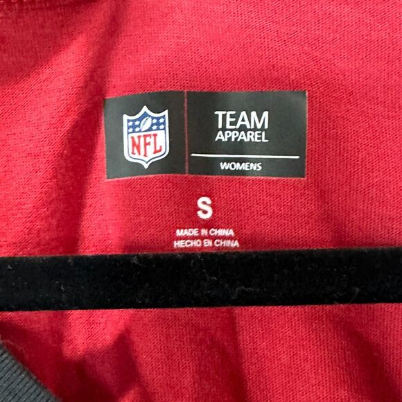 Cardinals NFL Team Apparel Short Sleeve V Neck Tee Shirt Red Women's Small NWT - Picture 5 of 9